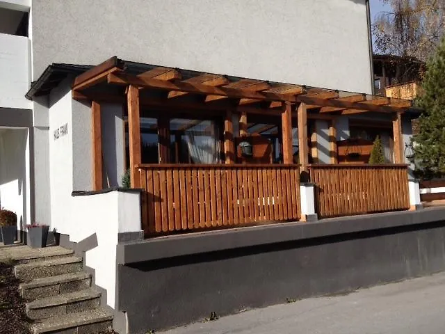 Haus Frank Nr 7 By Monicare ゼーフェルト・イン・チロル