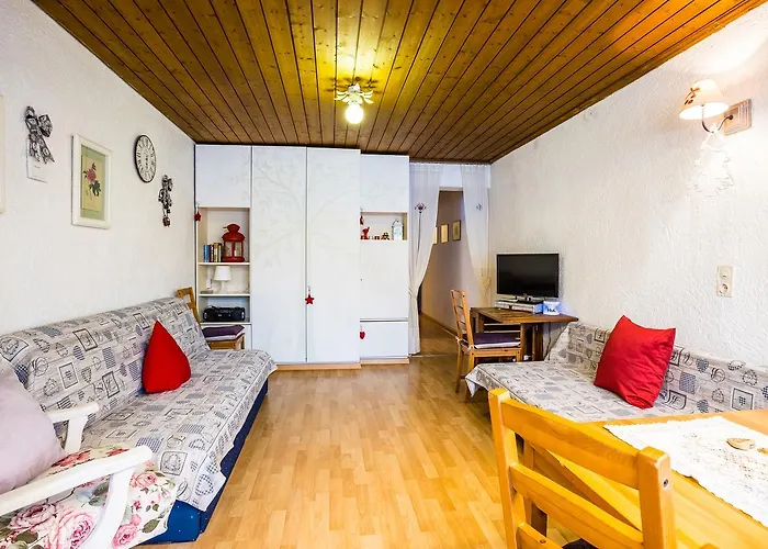 Haus Frank Nr 7 By Monicare アパート ゼーフェルト・イン・チロル